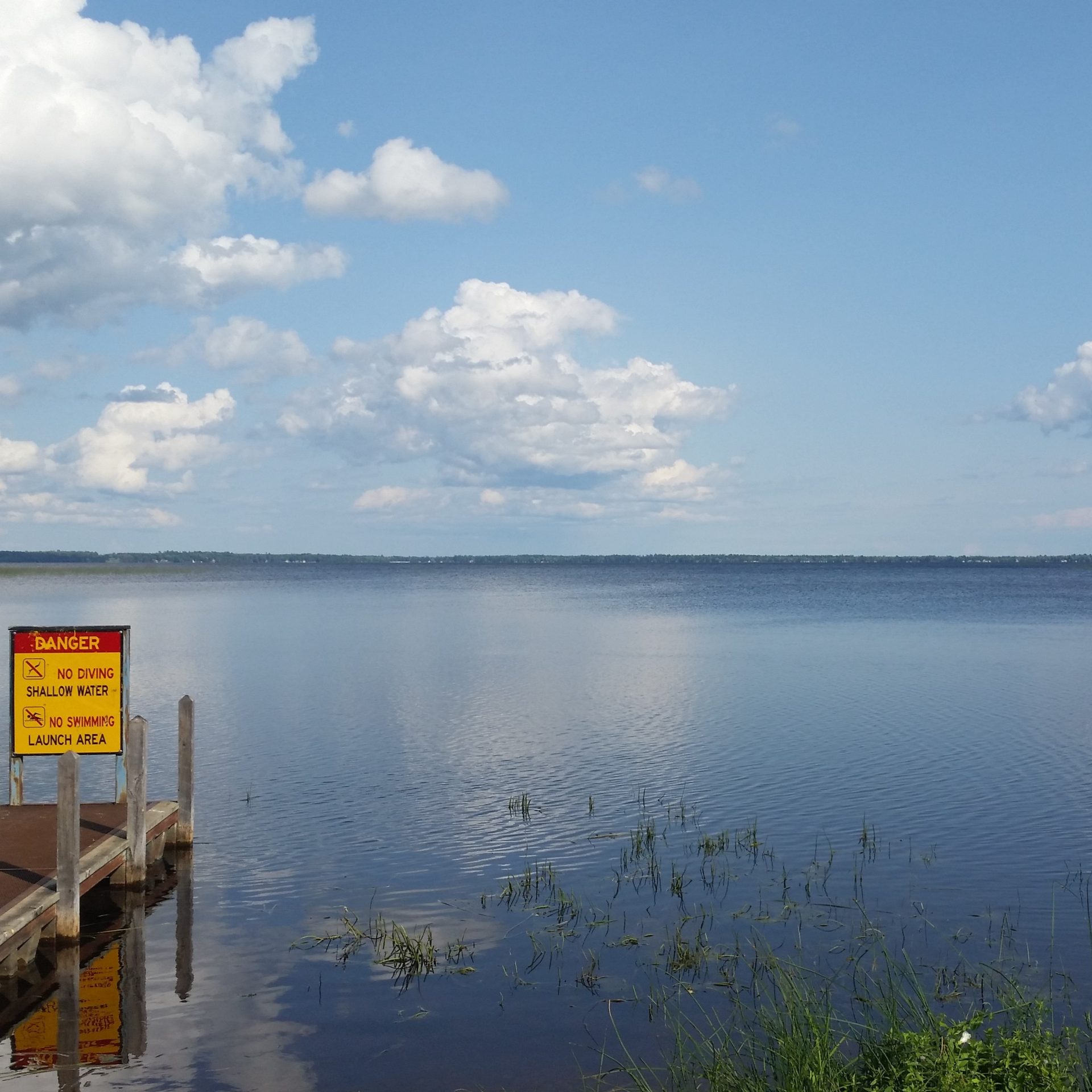 Explore Palms Book State Park in Michigan’s Upper Peninsula, home to Kitch-iti-Kipi, peaceful forest scenery, and one of the state’s most unique natural attractions.